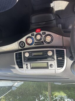 Nissan Micra 1,4 - 5