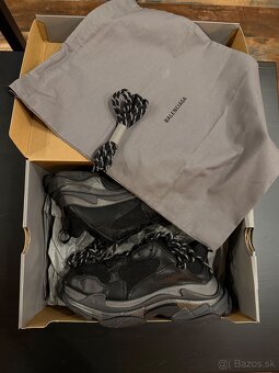 BALENCIAGA TRIPLE S - 5