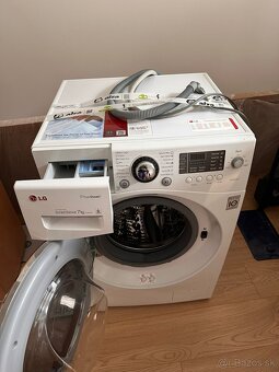Pracka LG True Steam - 5
