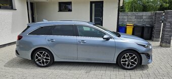 Kia Ceed SW 1.5 T-GDi GT-Line automat 7st - 5