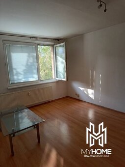 Na prenájom 2-izbový byt v meste Nové Zámky. - 5