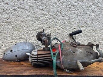 Motor jawa 550 555 05 - 5