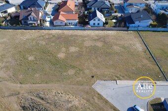 Lukratívny stavebný pozemok 1300m2, Pekné pole - 5