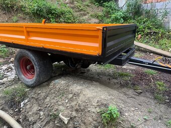 Vyklápacia vlečka za traktor - 5