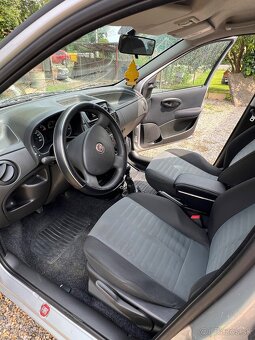 Predám Fiat punto 1.2 benzín 2009 - 5