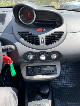 Twingo 1,2 16V, rv 2011, kúp. v SR, nová STK, EK, Top - 5