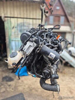 Predám kompletný motor 2.0TDi 103kw/125 kód CFGB - 5
