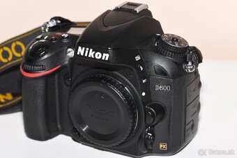 Nikon D600 + příslušenství - 5