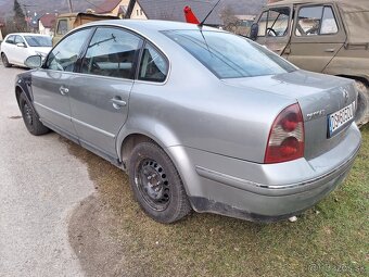 Volkswagen Passat - 5