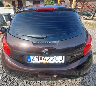 Peugeot 208 1.4 HDI - 5