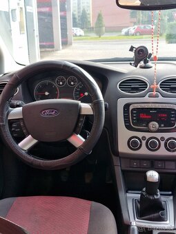 Ford Focus mk 2 - 5