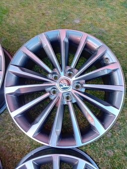 Org. Škoda 18" 5x112 - 5