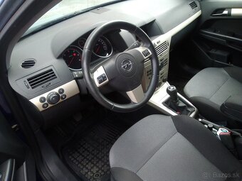 Opel Astra H Combi - 5