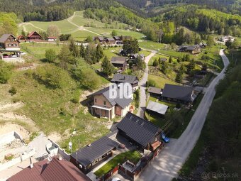 Rodinné sídlo na vidieku s pozemkom 1000m2. - 5