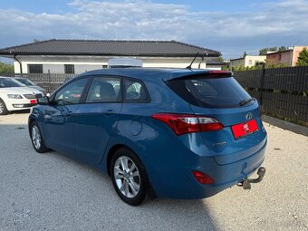 Hyundai i30 CW 1.6i CRDi 16V DOHC Comfort - 5