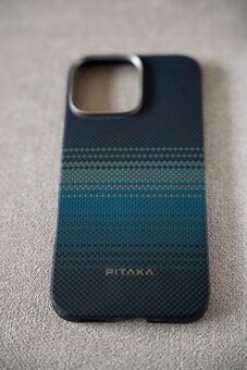 Predám iPhone 16 Pro Max 256GB White Titanium - 5