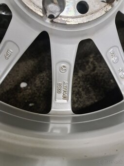 5X112 R17 + ZIMNE PNEU 205/55 R17 MERCEDES-ŠKODA - 5