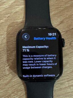 Apple Watch Series 7 45mm – čierny - 5