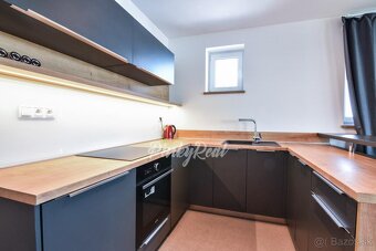 Pinky real – prenájom 3 izb firemný Apartmán Trnava - 5