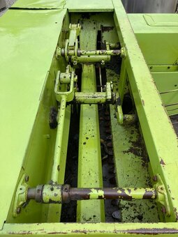 Balíkovač Claas Markant 50 - 5
