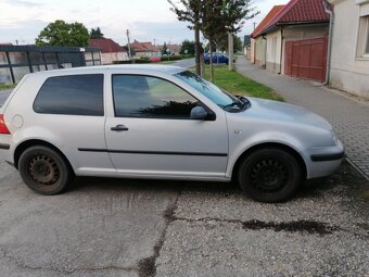 Volkswagen golf - 5