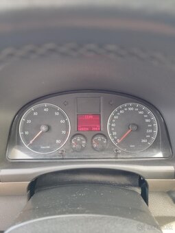 Volkswagen Touran 1.4 TSI benzín 103kW - 5