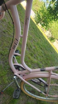 CTM retro pink bike - 5