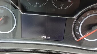Opel Insignia 2.0 diesel kW 120 - 5