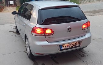 Volkswagen Golf 2.0 TDi - 5