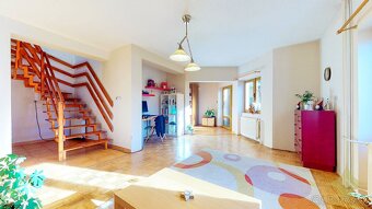 Na predaj rodinný dom v Lučenci v blízkosti parku a gymnázia - 5