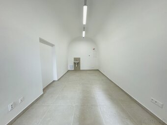 Obchodné priestory na prenájom 20 m², centrum Žiliny, Ma - 5