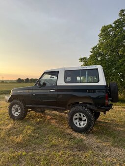 Toyota Land Cruiser KZJ 73 - 5
