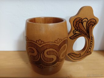 Staré drevené črpaky v dobrom stave - 5