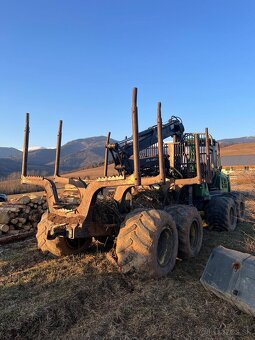 Vývozka John Deere 1110E - 5