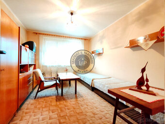 ZNÍŽENÁ CENA Priestranné 3+1 bývanie (75 m²) s vlastným kúr - 5