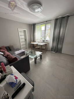 Predám 4-izbový byt, 77 m2, Nové Mesto nad Váhom – Zelená ul - 5