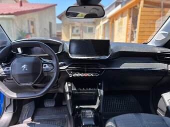 Peugeot e208 - 5