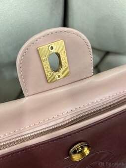Chanel Pudrova kabelka - 5