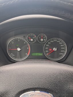 Ford Focus Kombi - 5