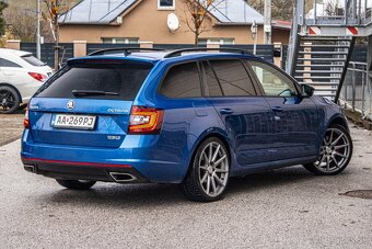 Škoda Octavia Combi 2.0 TDI DPF RS DSG - 5