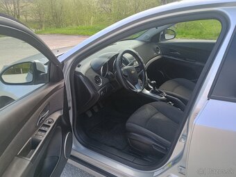 Chevrolet Cruze SW - 5