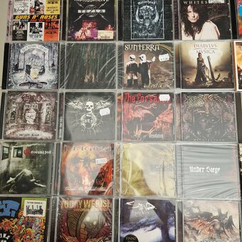 CD-čka..DEEP PURPLE,DOORS,NIGHTWISH,LED ZEPPELIN,TRIVIUM... - 5