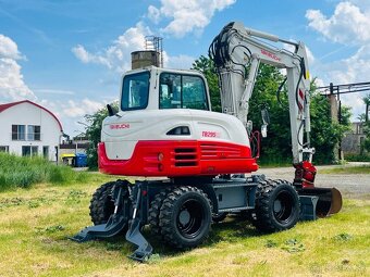 Kolesové rypadlo Takeuchi TB295W 2PB - 5