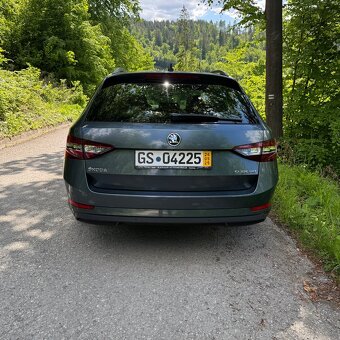 Škoda Superb 2.0 TDi DSG - 5
