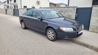 Volvo S80 2.4 D5 manuál - 5