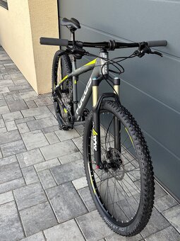 FOCUS Black Forrest 29”, veľ.M, vidla FOX, Deore/XT - 5