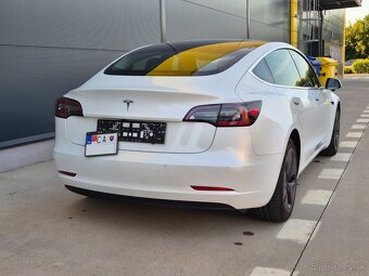 Tesla Model 3 Standard Plus 79'000 km
- 5