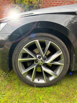 Superb škoda 2021 - 5