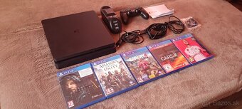 Ps4 slim s hrami a volantom ferrari - 5