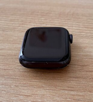 Apple watch SE 1.generation - 5